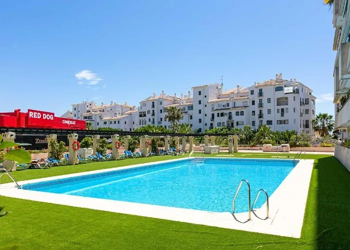 Апартаменти Topmarbella Marina Banus Luxurious Apartment, Sea And Mountain Views *